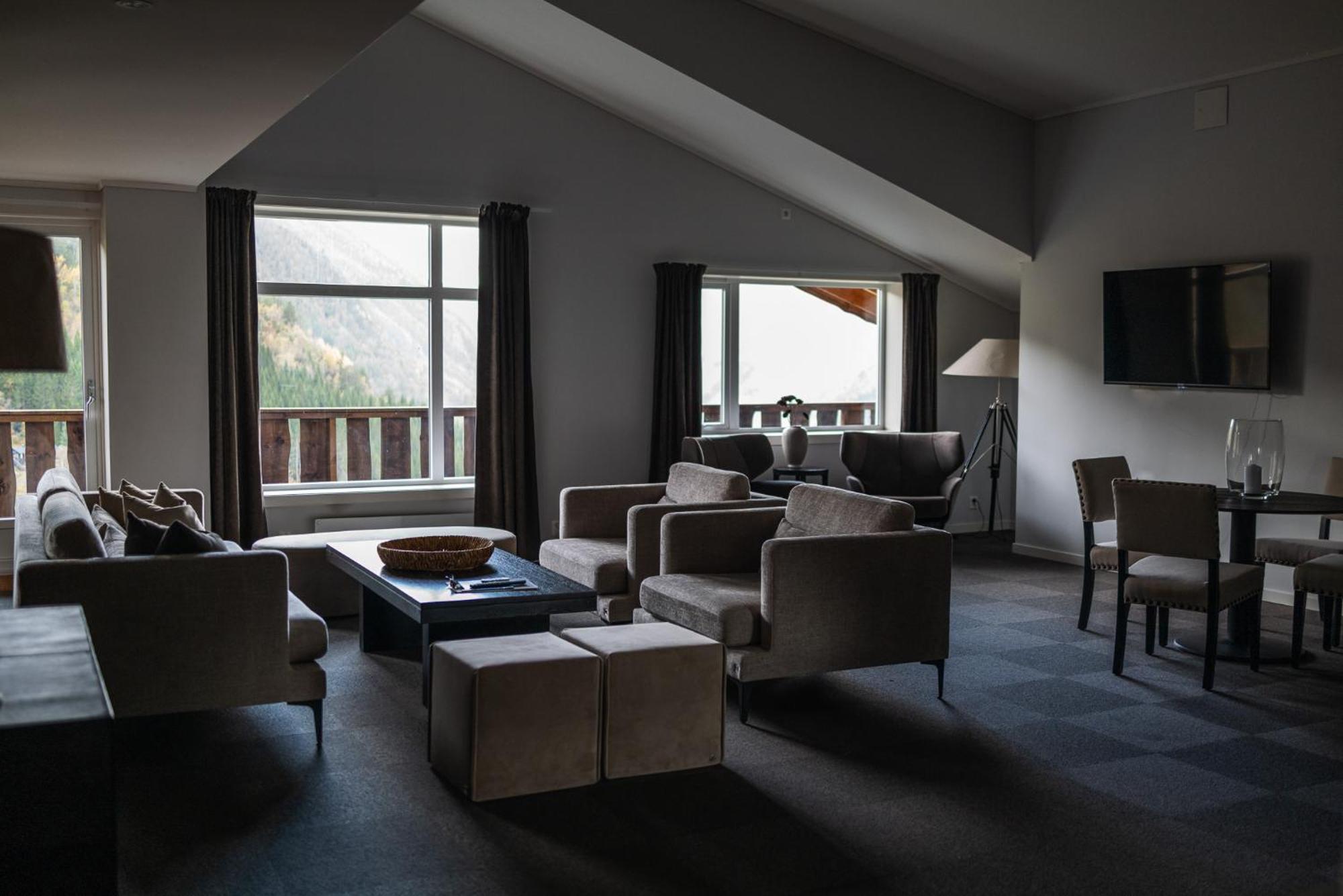 Blatind Boutique Hotel Stordal Exterior photo